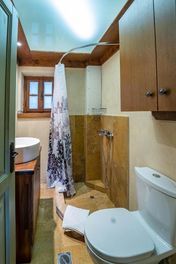 Villa Korfes-Κορφές Τριώροφη Βίλα Για Οικογένειες Και Παρέες Karpenísion Exterior foto